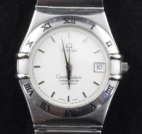 A gentlemans 1990s stainless steel Omega Constellation Chronometer Automatic wrist watch, with boxes and warranty date 1996.